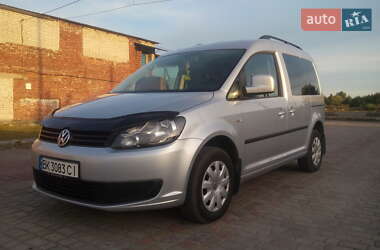 Минивэн Volkswagen Caddy 2011 в Сарнах