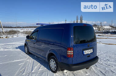 Вантажопасажирський фургон Volkswagen Caddy 2010 в 