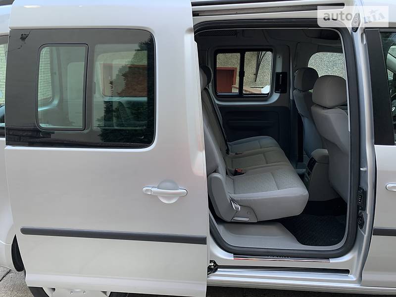 Мінівен Volkswagen Caddy 2008 в Чернівцях