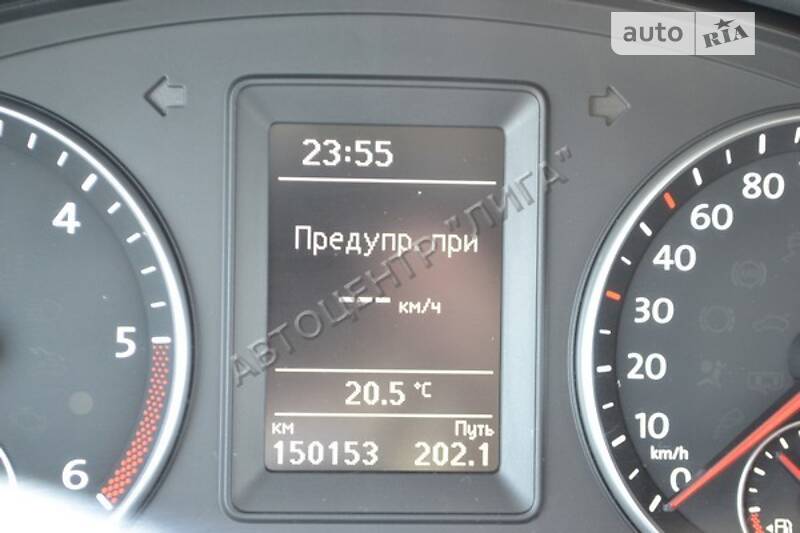 Вантажопасажирський фургон Volkswagen Caddy 2015 в Хмельницькому