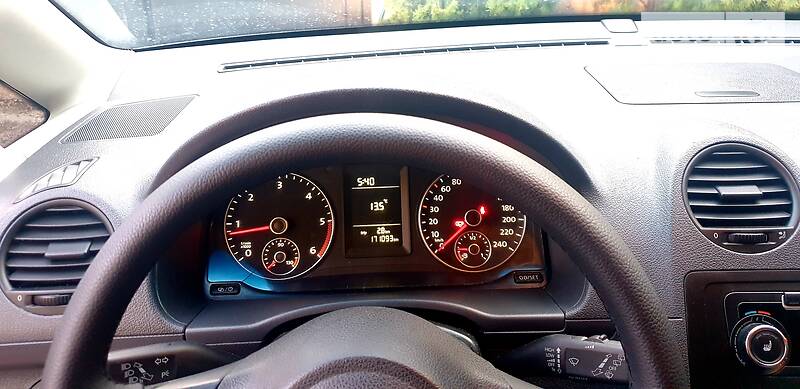 Універсал Volkswagen Caddy 2012 в Житомирі