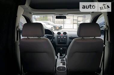 Вантажопасажирський фургон Volkswagen Caddy 2005 в 
