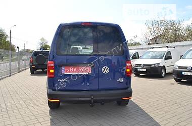 Вантажопасажирський фургон Volkswagen Caddy 2016 в Хмельницькому