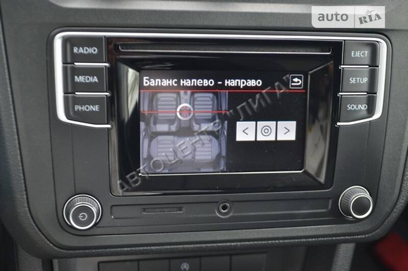 Вантажопасажирський фургон Volkswagen Caddy 2015 в Хмельницькому