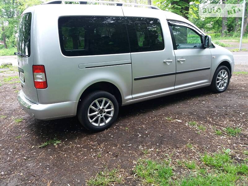 Мінівен Volkswagen Caddy 2010 в Чернівцях