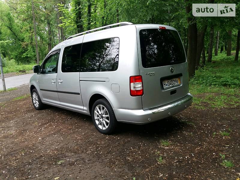 Мінівен Volkswagen Caddy 2010 в Чернівцях