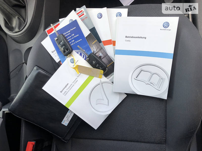 Мінівен Volkswagen Caddy 2013 в Львові