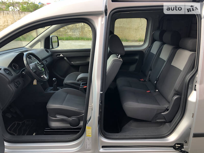 Мінівен Volkswagen Caddy 2013 в Львові