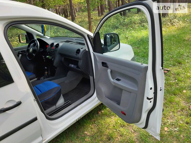 Мінівен Volkswagen Caddy 2004 в Львові