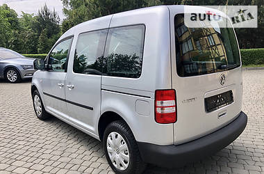 Мінівен Volkswagen Caddy 2012 в 