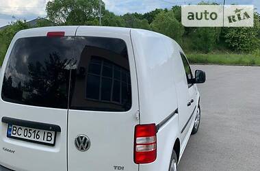 Вантажопасажирський фургон Volkswagen Caddy 2014 в Львові