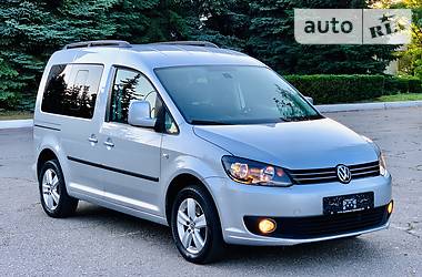Мінівен Volkswagen Caddy 2014 в 