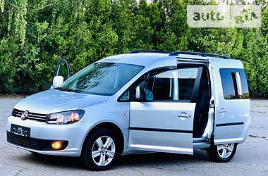 Мінівен Volkswagen Caddy 2014 в 