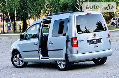 Мінівен Volkswagen Caddy 2014 в 