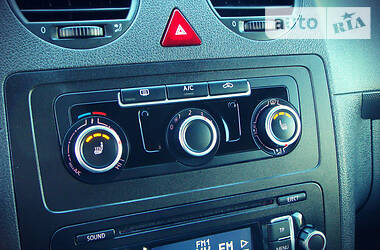 Мінівен Volkswagen Caddy 2014 в 