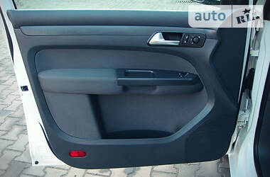 Мінівен Volkswagen Caddy 2014 в 