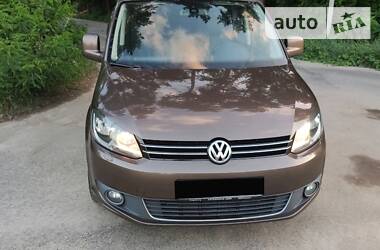 Volkswagen Caddy 2011