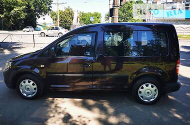 Вантажопасажирський фургон Volkswagen Caddy 2011 в 