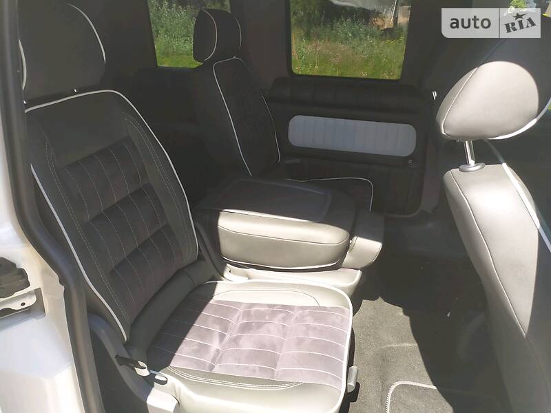 Мінівен Volkswagen Caddy 2016 в Києві