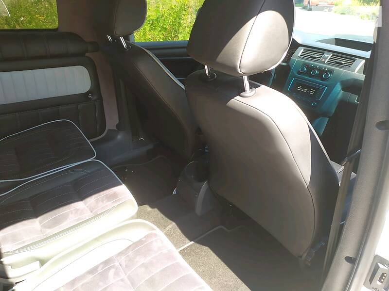 Мінівен Volkswagen Caddy 2016 в Києві