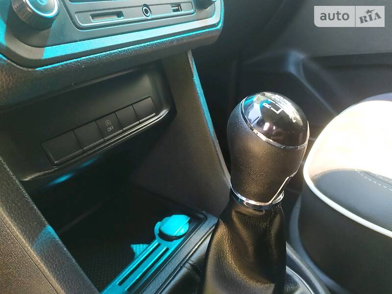 Мінівен Volkswagen Caddy 2016 в Києві