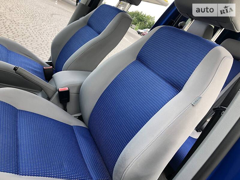 Вантажопасажирський фургон Volkswagen Caddy 2007 в Дрогобичі фото 92 Вантажопасажирський фургон Volkswagen Caddy 2007 в Дрогобичі
