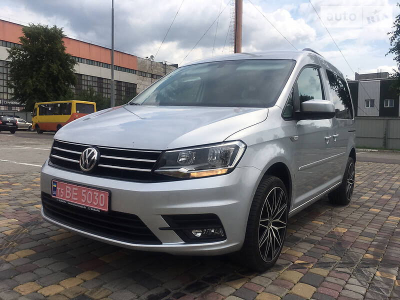 Вантажопасажирський фургон Volkswagen Caddy 2015 в Луцьку фото 2 Вантажопасажирський фургон Volkswagen Caddy 2015 в Луцьку