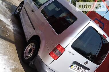 Седан Volkswagen Caddy 2010 в Тячеве