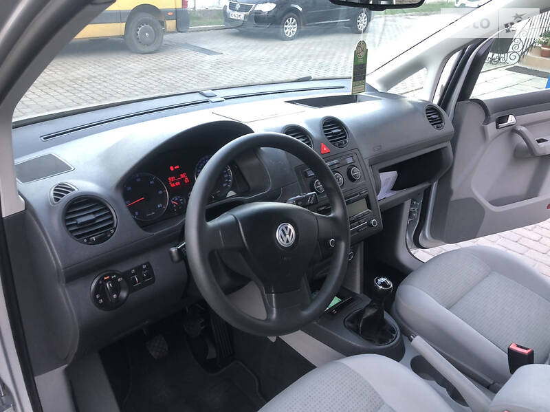 Універсал Volkswagen Caddy 2010 в Костопілі фото 21 Універсал Volkswagen Caddy 2010 в Костопілі