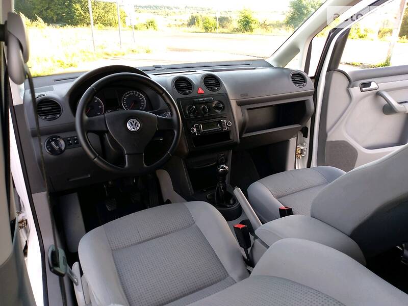 Мінівен Volkswagen Caddy 2008 в Дрогобичі