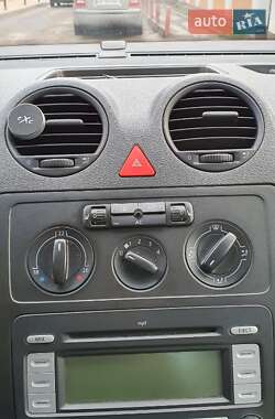 Минивэн Volkswagen Caddy 2009 в 