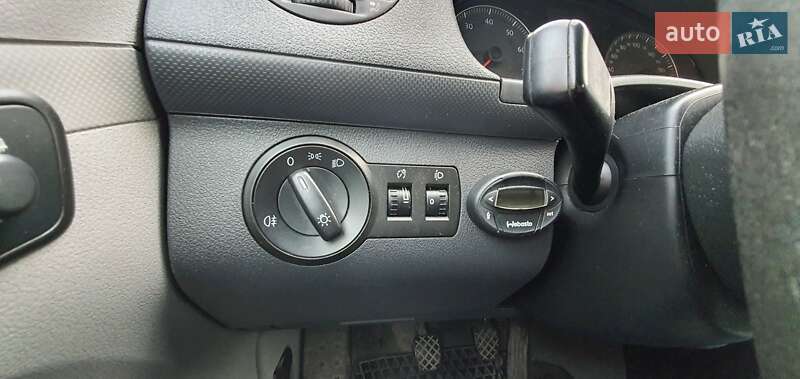 Минивэн Volkswagen Caddy 2009 в Виннице фото 13 Минивэн Volkswagen Caddy 2009 в Виннице