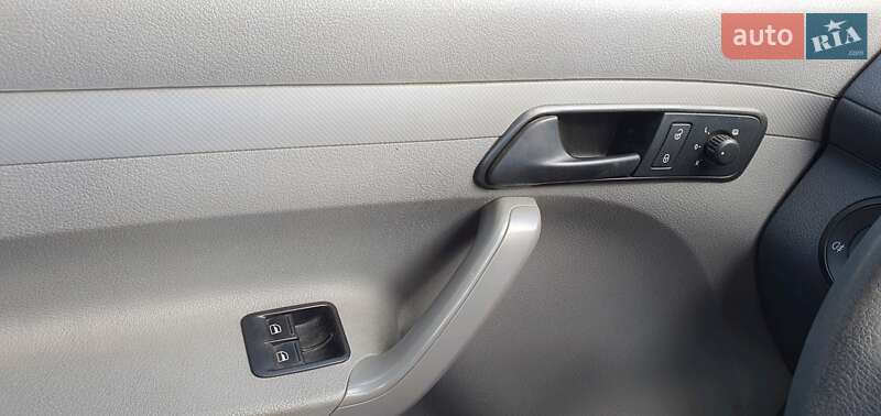 Минивэн Volkswagen Caddy 2009 в Виннице фото 24 Минивэн Volkswagen Caddy 2009 в Виннице