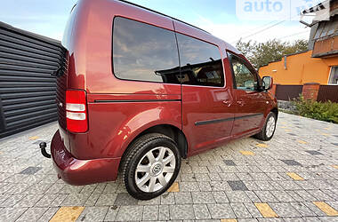 Volkswagen Caddy 2011