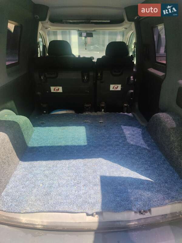 Минивэн Volkswagen Caddy 2005 в Хмельницком