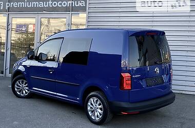 Мінівен Volkswagen Caddy 2016 в Києві