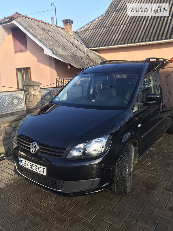 Мінівен Volkswagen Caddy 2014 в Чернівцях