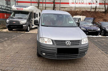 Универсал Volkswagen Caddy 2009 в Хусте