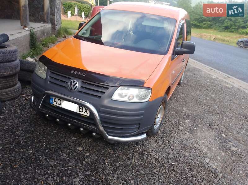 Минивэн Volkswagen Caddy 2005 в Рахове