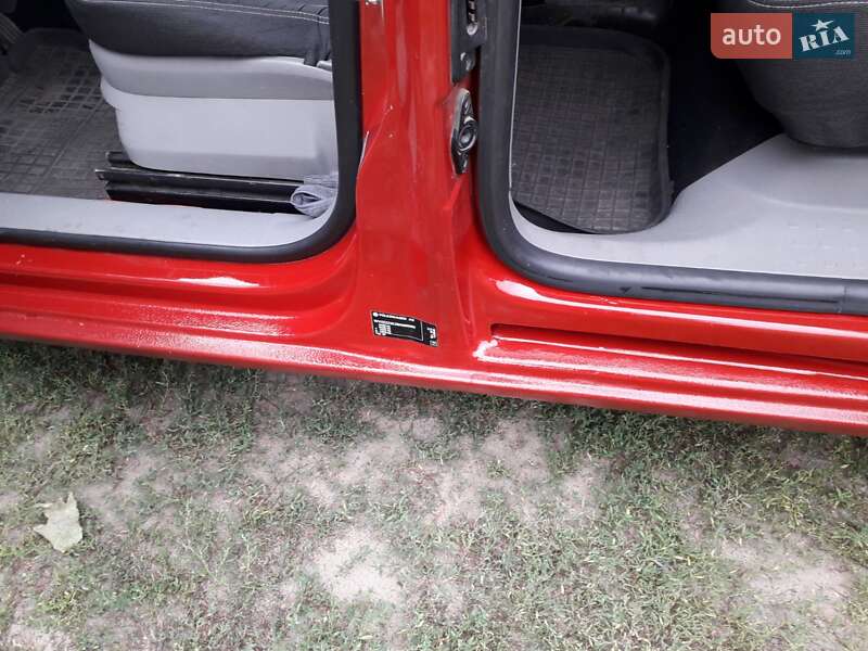 Минивэн Volkswagen Caddy 2008 в Харькове фото 8 Минивэн Volkswagen Caddy 2008 в Харькове