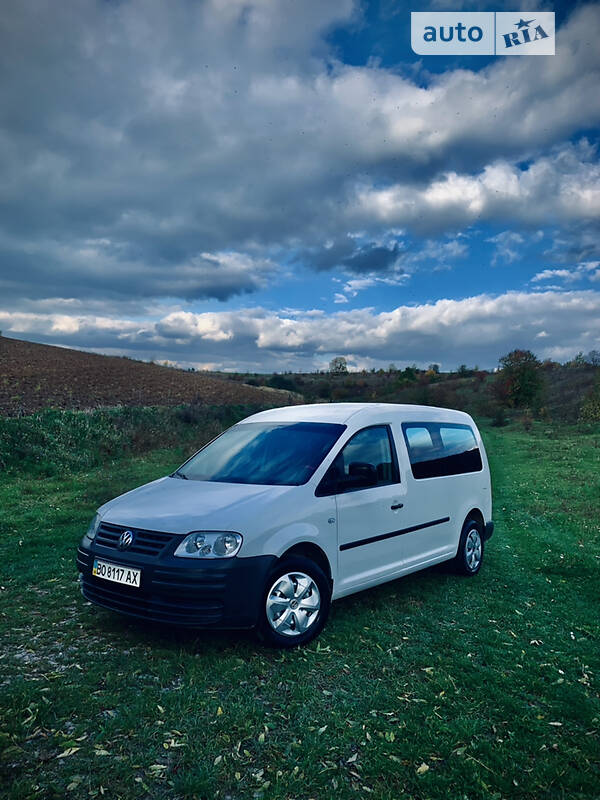 Минивэн Volkswagen Caddy 2009 в Борщеве