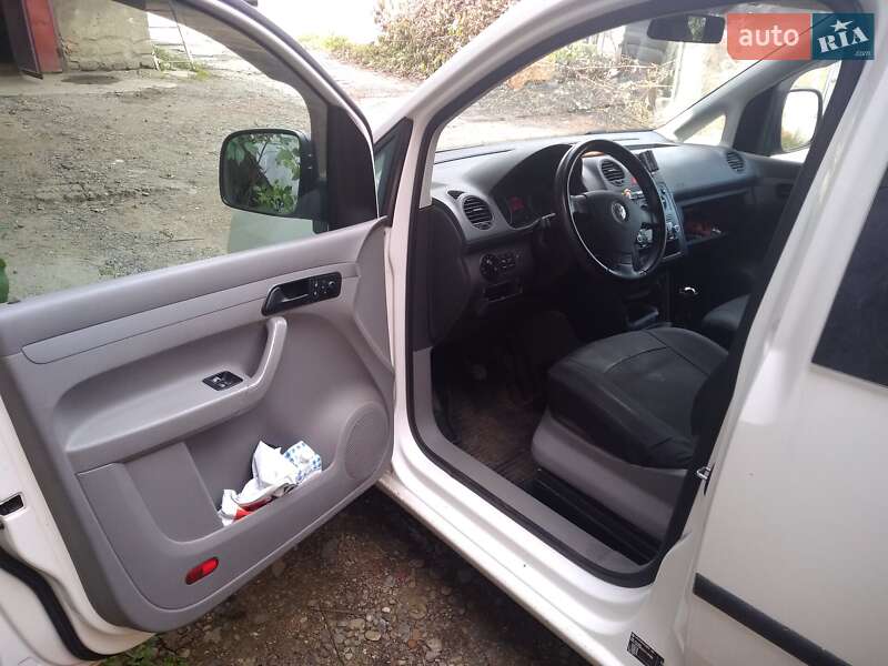 Мінівен Volkswagen Caddy 2007 в Чернівцях