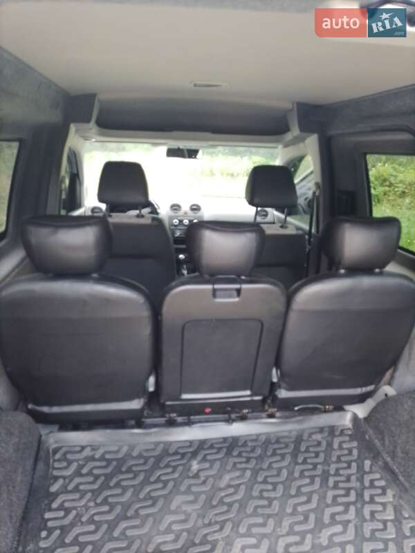 Универсал Volkswagen Caddy 2013 в Прилуках
