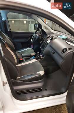 Універсал Volkswagen Caddy 2013 в 