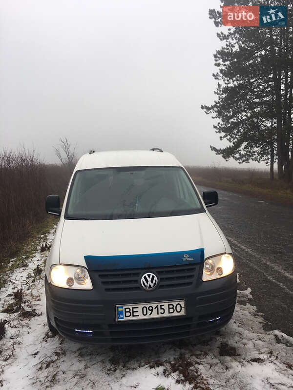 Минивэн Volkswagen Caddy 2009 в Ровно