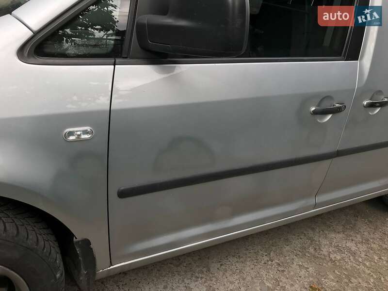 Мінівен Volkswagen Caddy 2006 в Запоріжжі