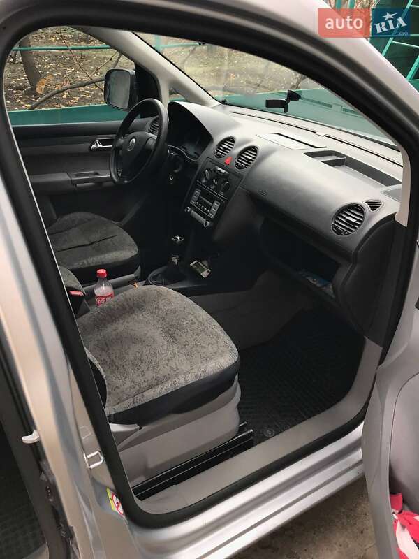 Мінівен Volkswagen Caddy 2006 в Запоріжжі