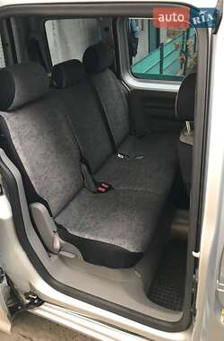 Мінівен Volkswagen Caddy 2006 в 