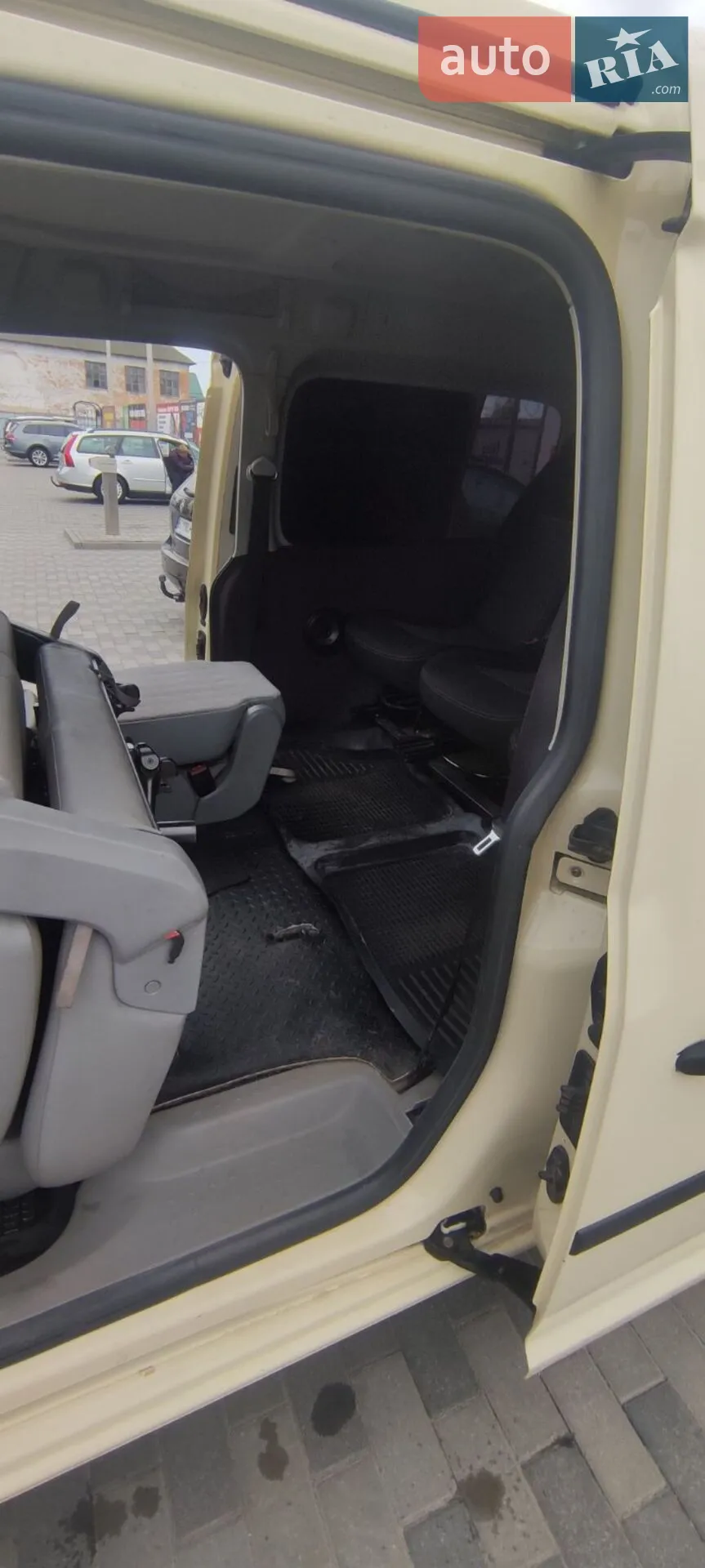 2010 Volkswagen Caddy - мініатюра 14