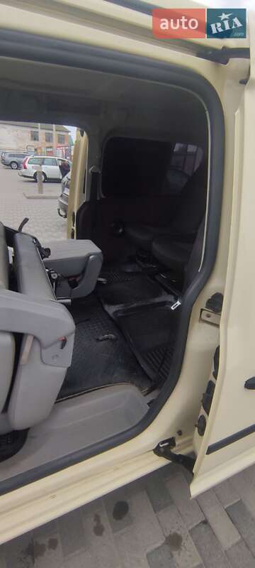 Минивэн Volkswagen Caddy 2010 в Шепетовке